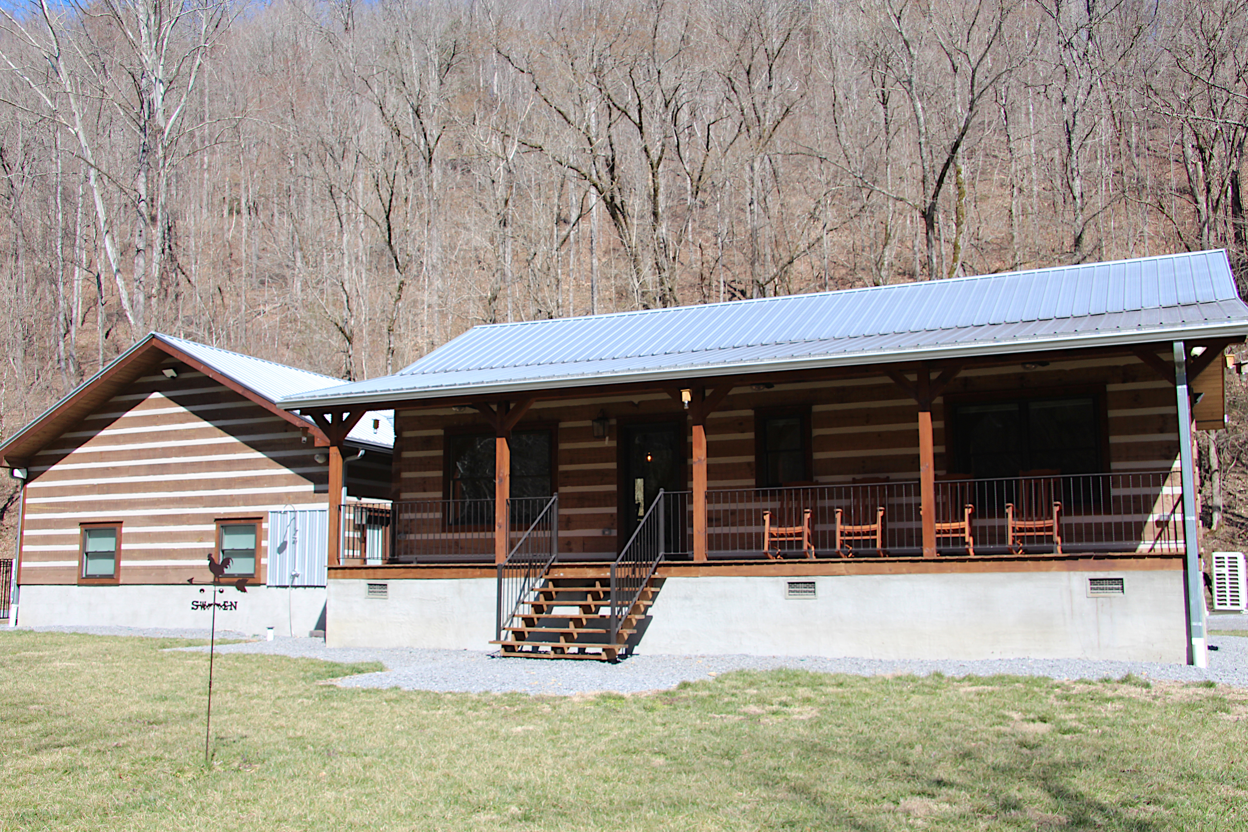 Dickey Log Home Exterior